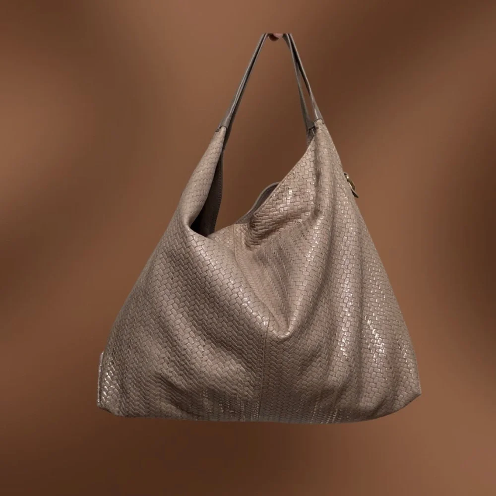 Laura Di Maggio bag